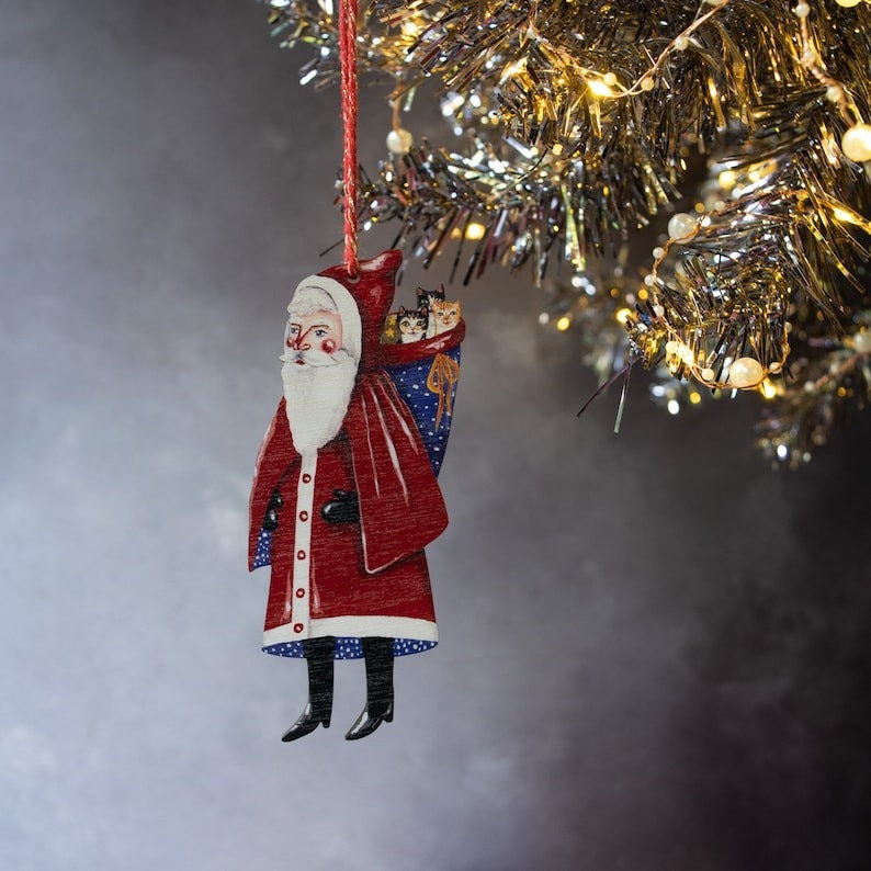 🎅Santa Claus & Three Kittens Wooden Ornament🐈