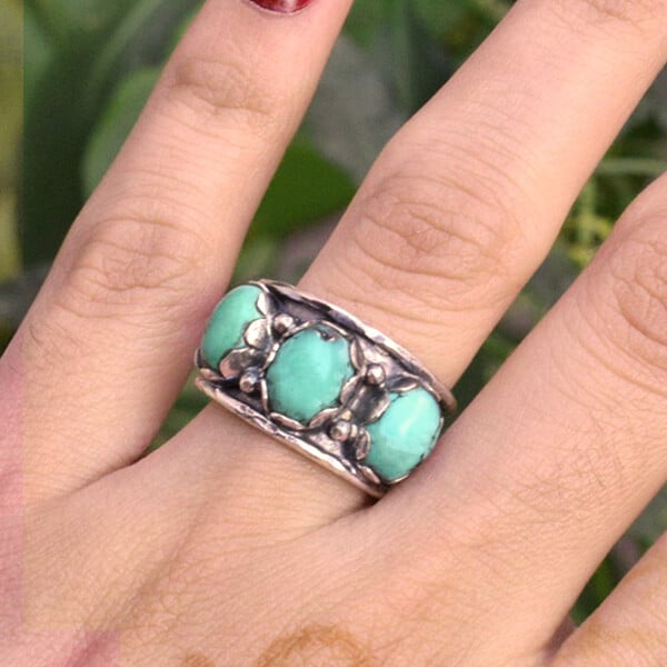 🎁Three Stone Turquoise Ring