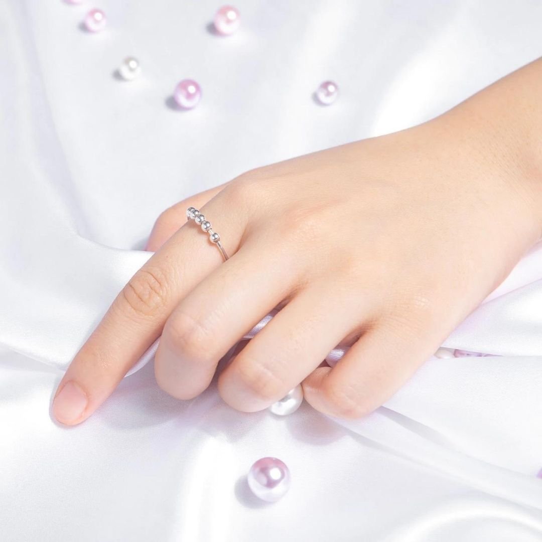 7 Charm Beads Open Design | Anxiety Relief Ring