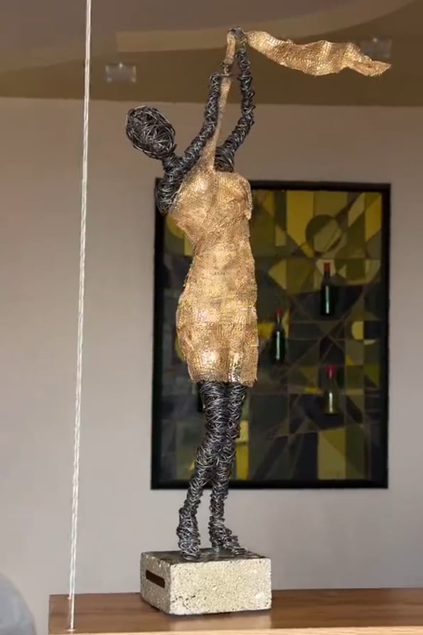 š„Handmade Iron Art Sculpture