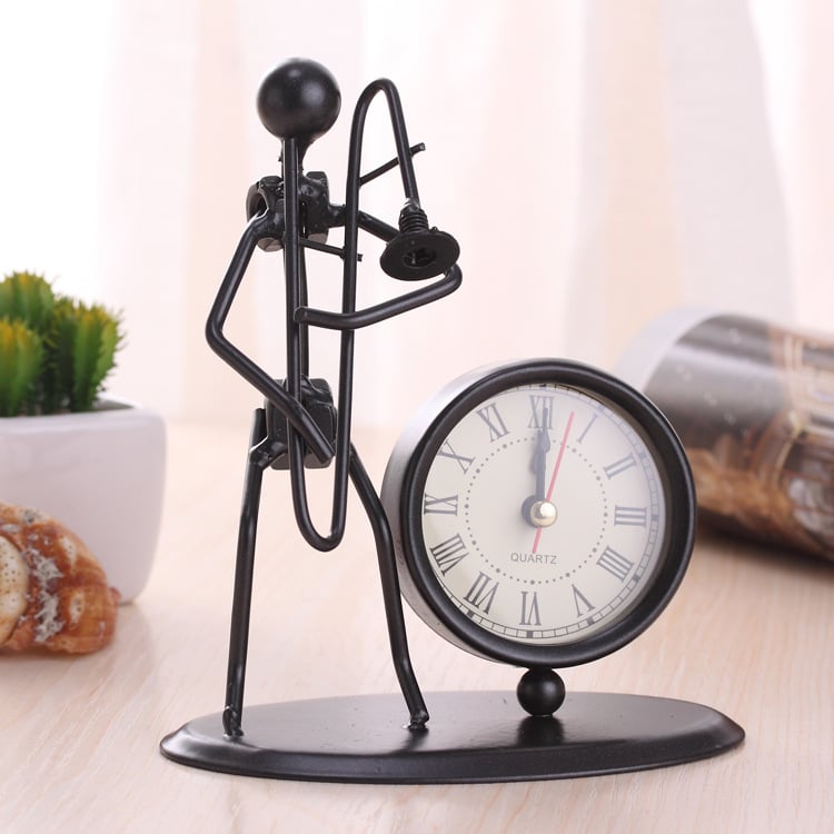 Creative Wrought Iron Musical Instrument Villain Clock
