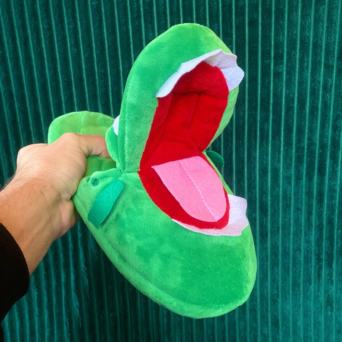 π Creative Crocodile Slippers