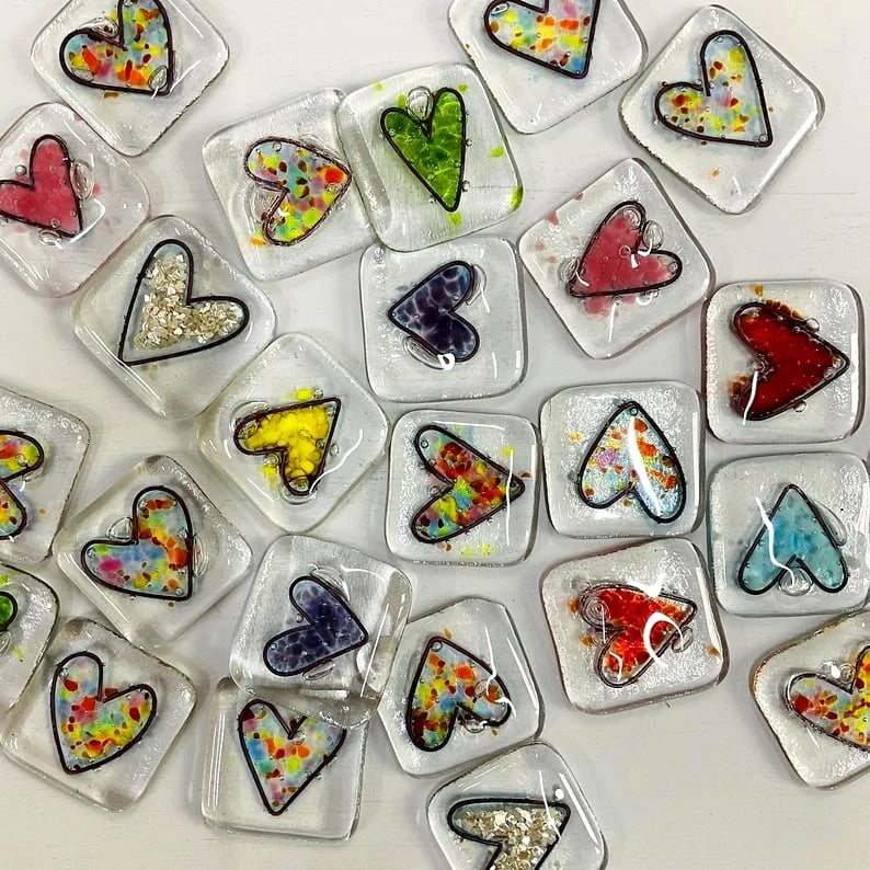 💝Fused Glass Heart Pocket Token