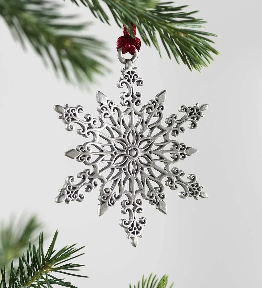 šSolid Pewter Christmas Tree Ornamentš„