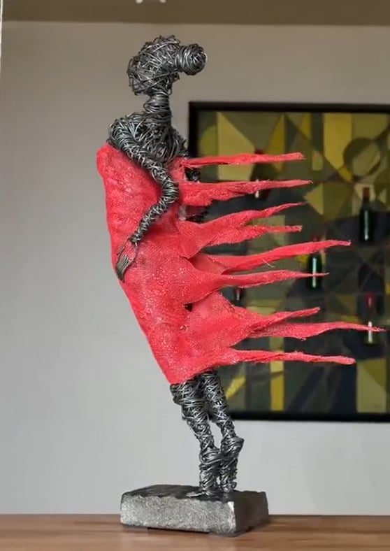š„Handmade Iron Art Sculpture