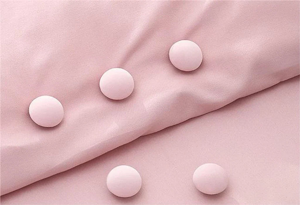 Duvet Cover Holding Clip