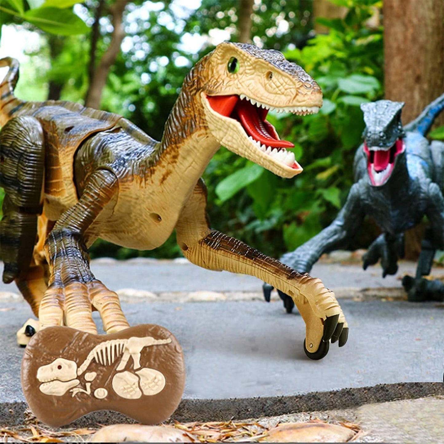 Realistic Remote Control Dinosaur (Buy 1 and get a 12-piece dinosaur kit)