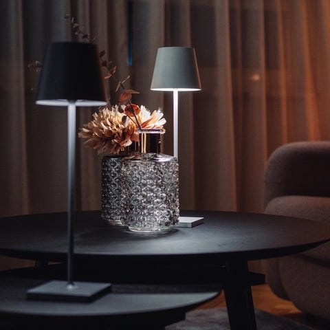 Smart Portable Wireless LED Table Lamp💡
