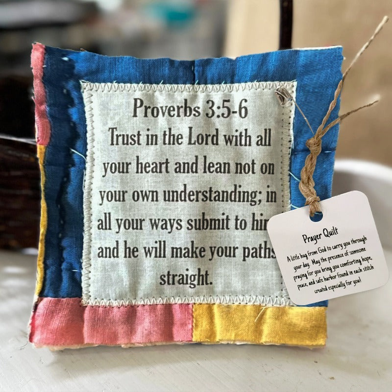✝️Prayer Quilt with cross inside