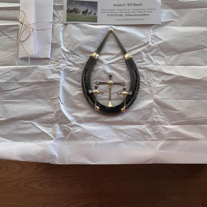 【🔥MOTHER'S DAY HOT SALE 50% OFF🔥】✝️Horseshoe Nail Cross Wall Decoration