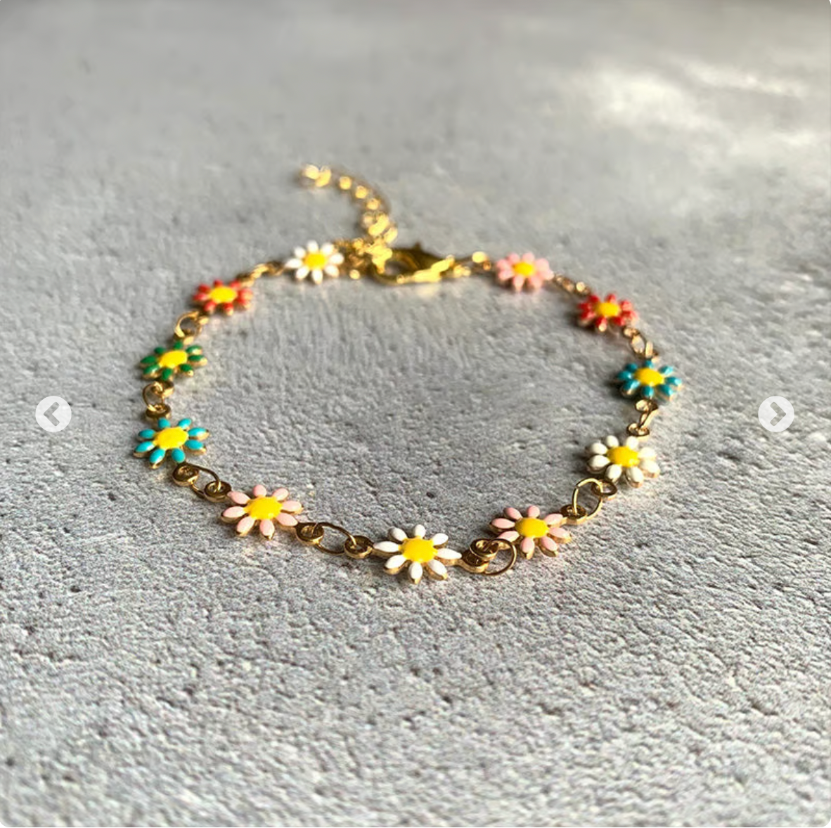 Daisy Bracelet and Necklace for Best Friends