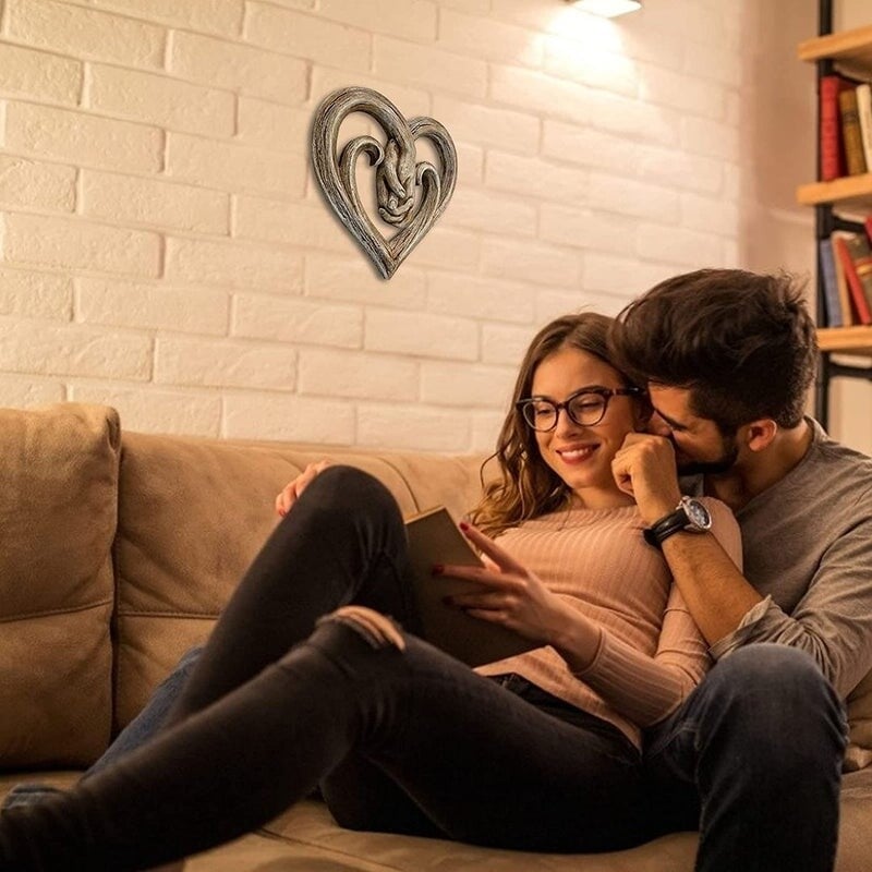 🔥 Hot Sale - Heart Holding Hands Wall Decor - Forever Love