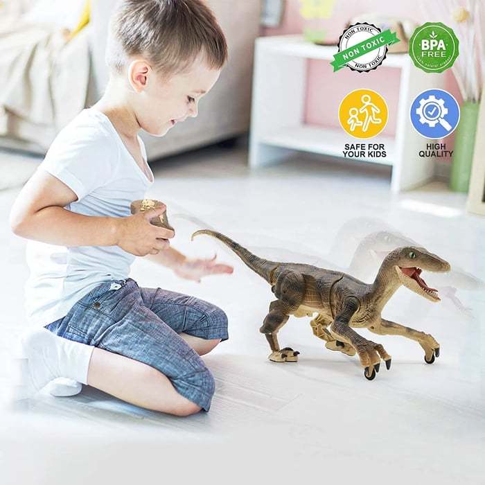 Realistic Remote Control Dinosaur (Buy 1 and get a 12-piece dinosaur kit)