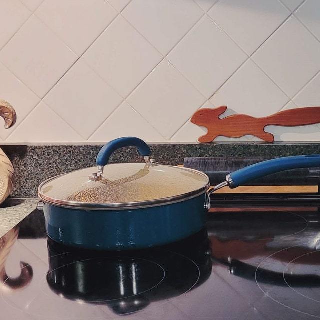 Wooden Squirrel Oven Rack Push/Pull Stick