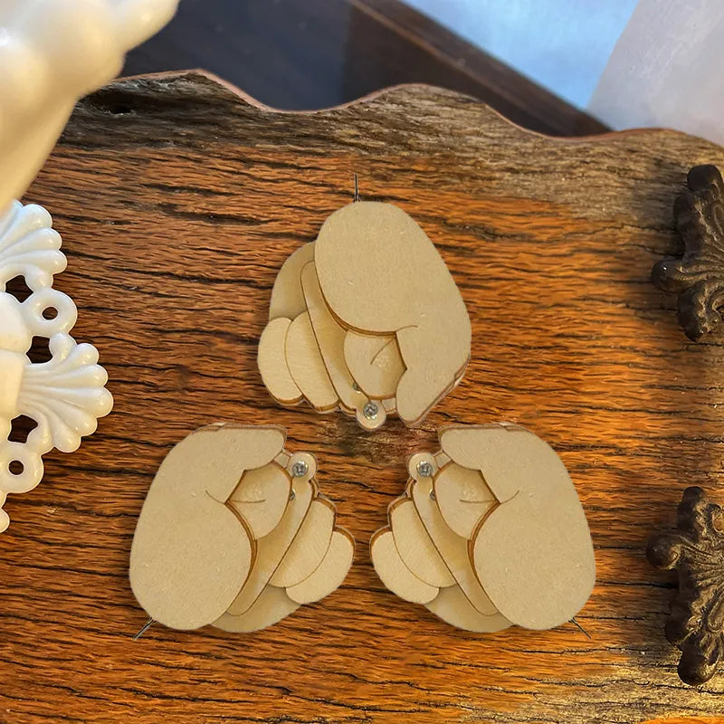 ✨Mother's Day Hot Sale 50% OFF--🤣Funny Wooden Finger Brooch