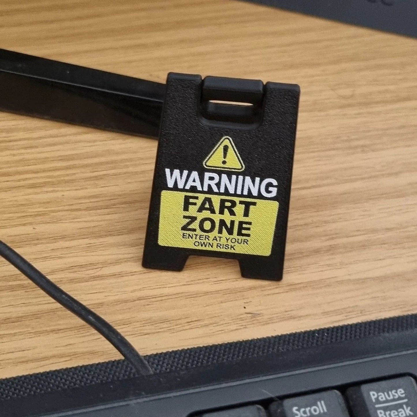 🤣Funny Desk Hazard Caution Sign